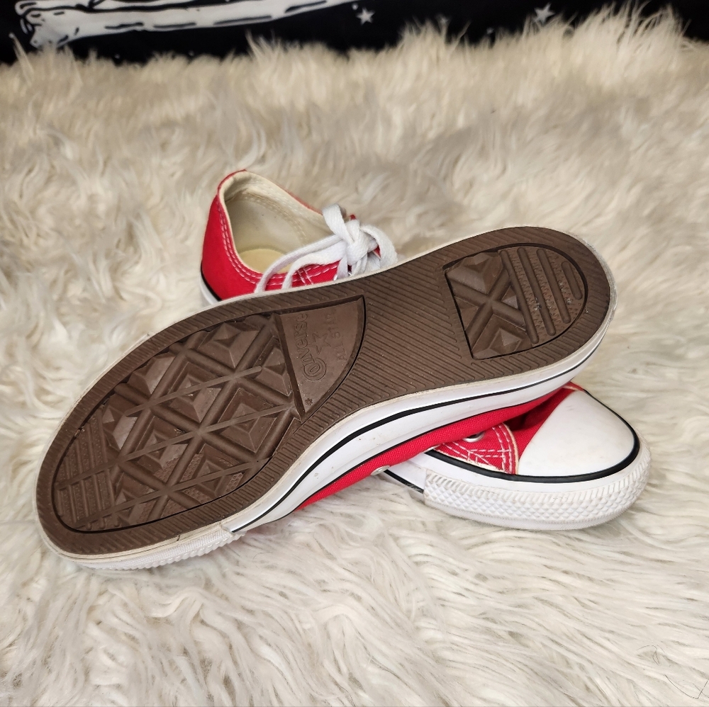 Red Converse - Picture 3 of 4